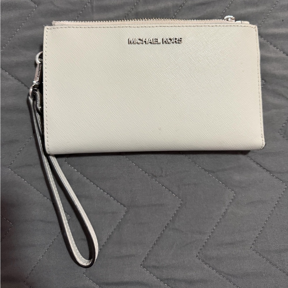 Michael Kors Cream Wristlet Clutch